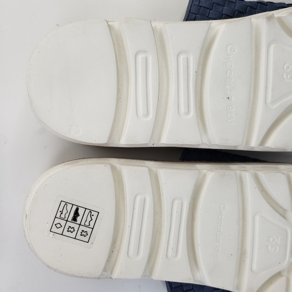 Chocolat Blu Dea Navy Blue Woven Leather Track Sole Slide Sandels Sz 39=8-8.5 - Picture 8 of 11